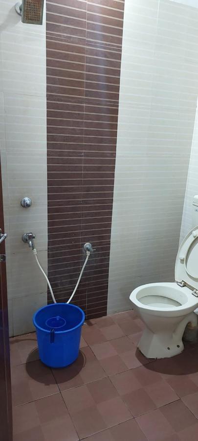 Guruvayur Adithya 外观 照片